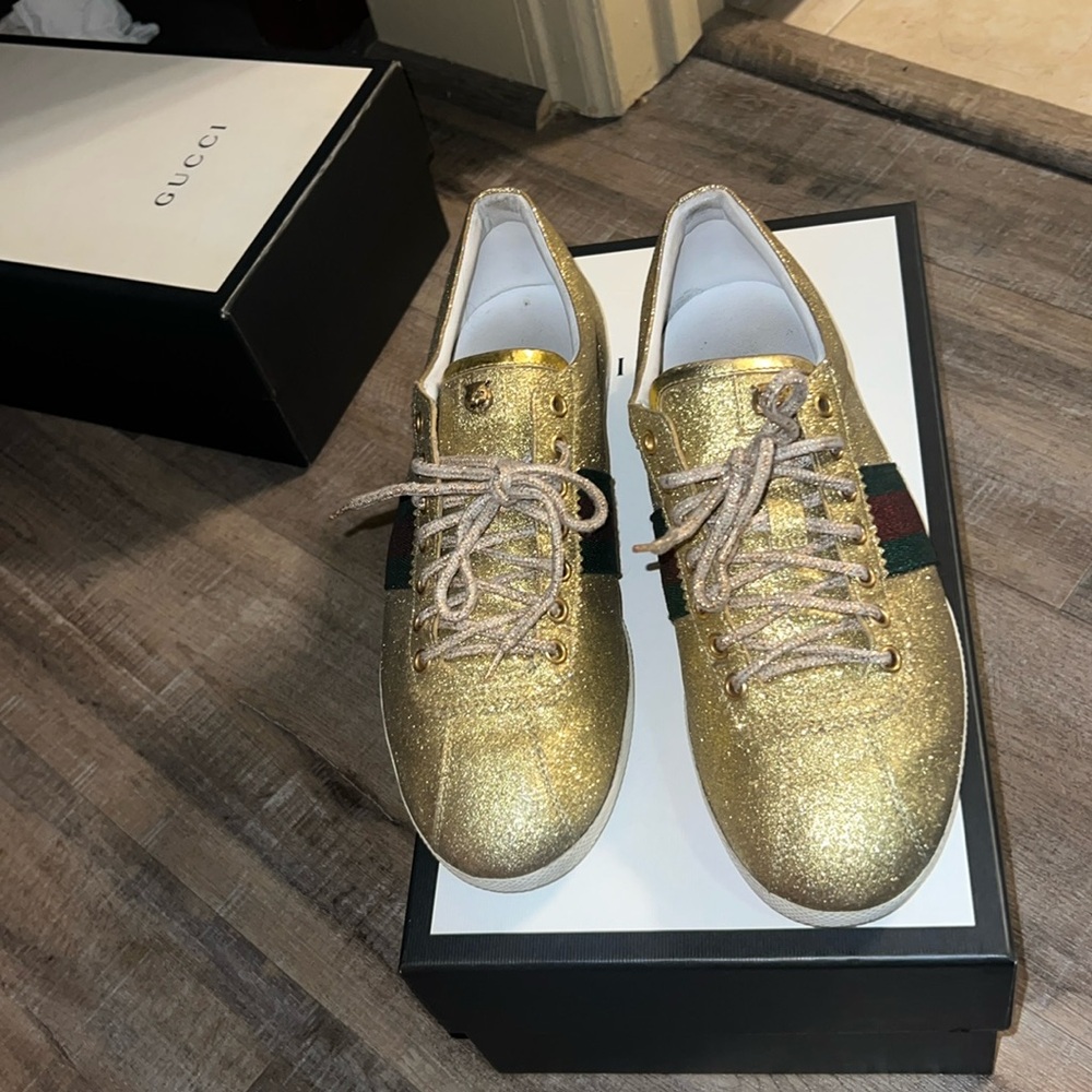 Gucci sneakers